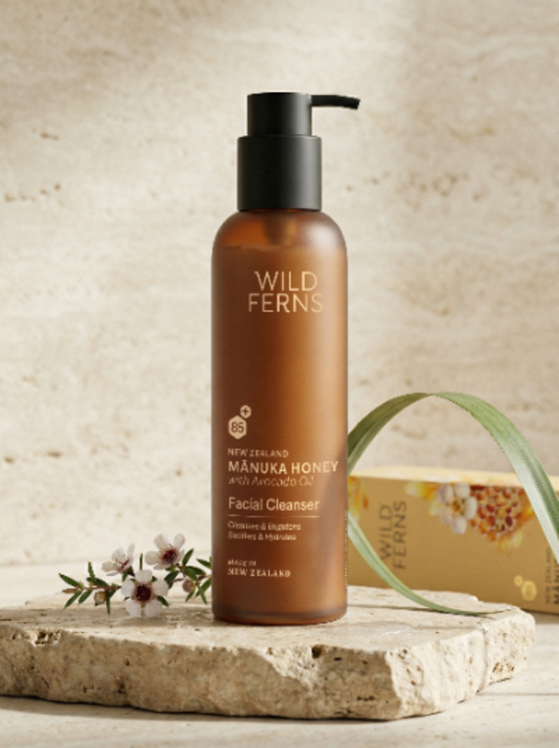 Wild Ferns Manuka Honey Facial Cleanser 180ml image 0